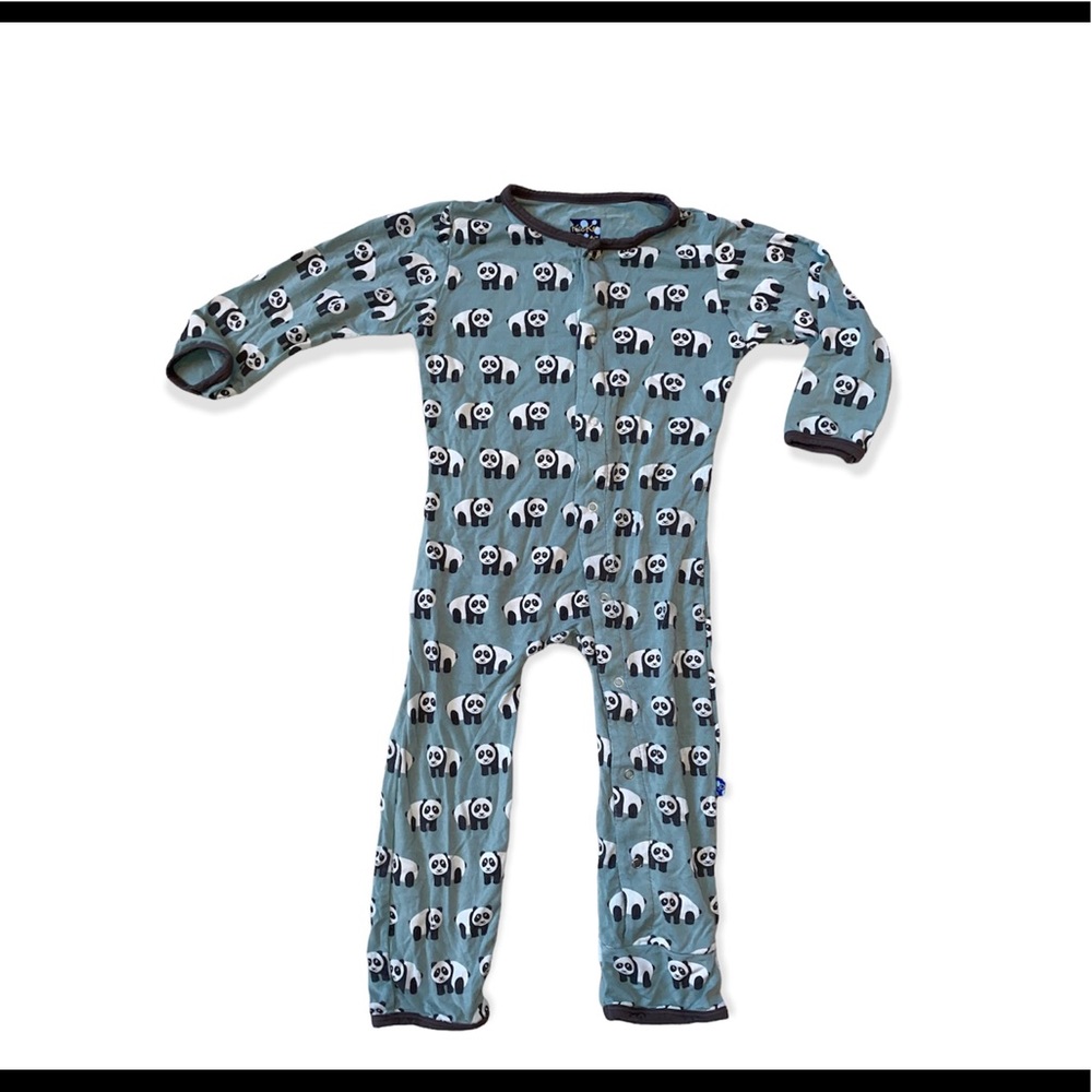 Kickee romper